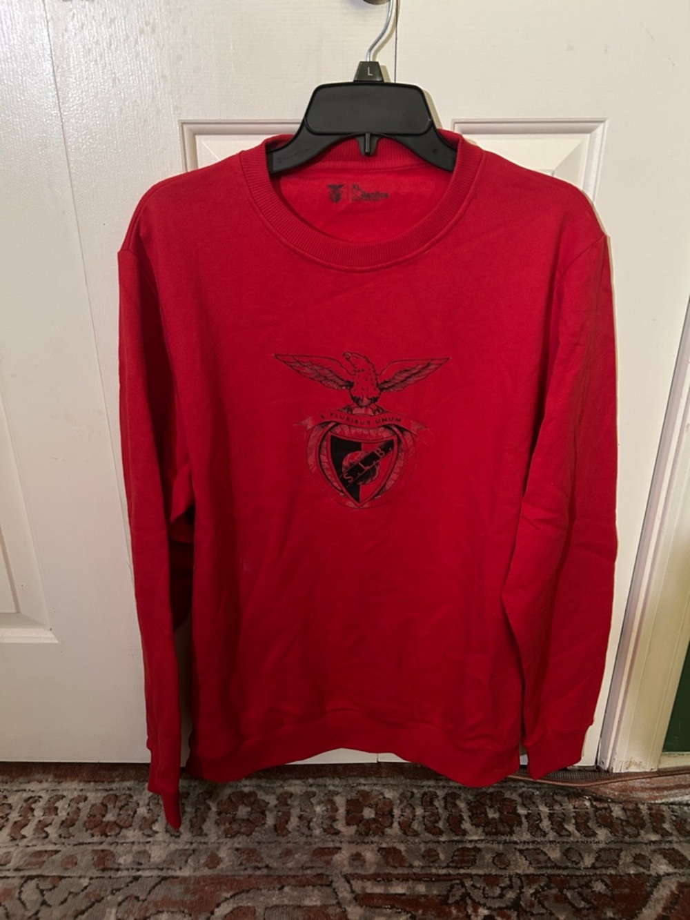 Benfica FC Men's Red Crewneck Sweatshirt with Eagle Emblem